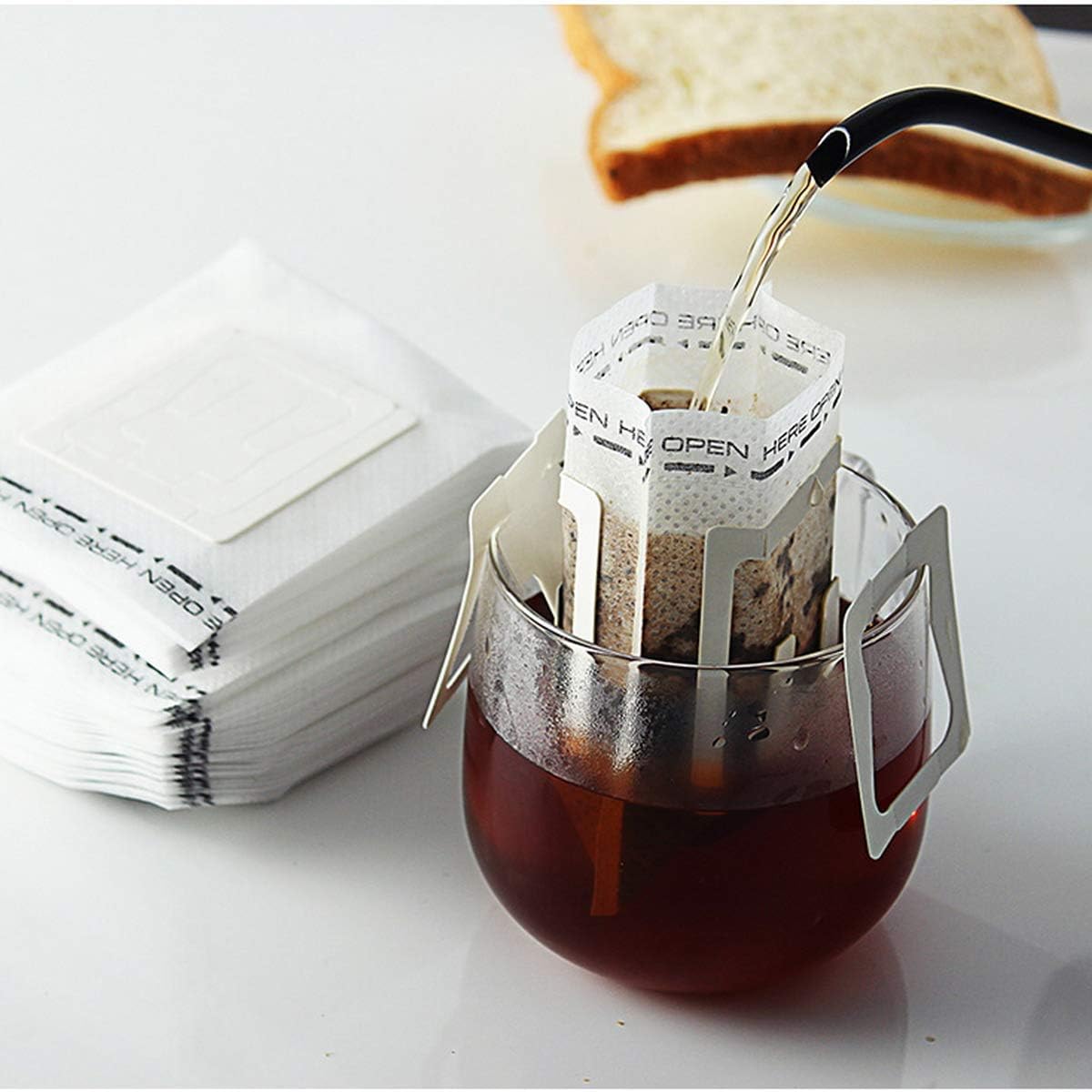 Set 50 x Filtre Cafea Hartie  – Suspendate pe Cana, de Unica Folosinta, Biodegradabile, cu Urechi Ingrosate, Tip V60